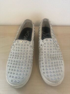 SAM EDELMAN Cream Suede Studded Slip On Sneakers Size 8M.